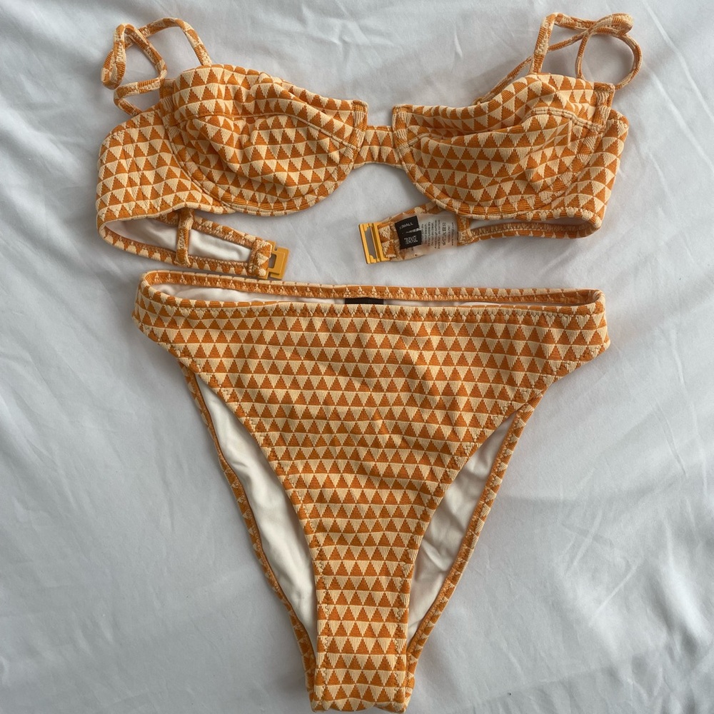 Triangl swimwear bikini xs